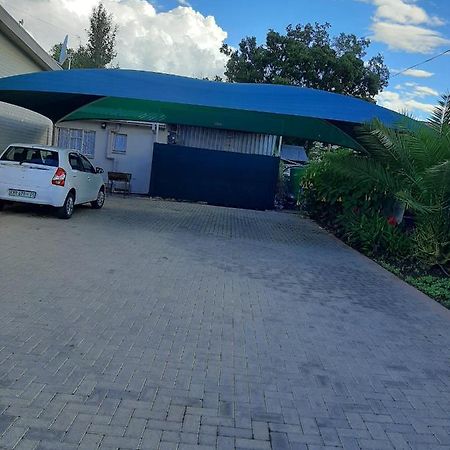 Apartament Sleep@161 Benade Drive Bloemfontein Zewnętrze zdjęcie