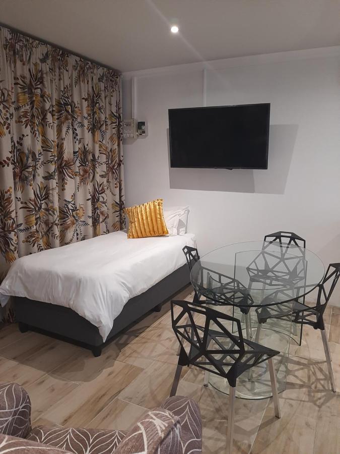 Apartament Sleep@161 Benade Drive Bloemfontein Zewnętrze zdjęcie