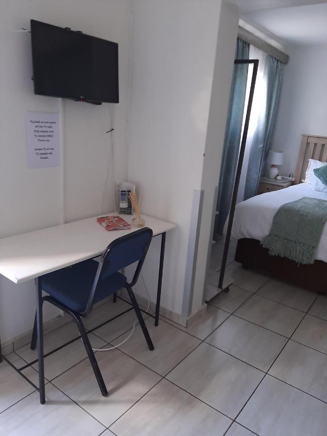 Apartament Sleep@161 Benade Drive Bloemfontein Zewnętrze zdjęcie