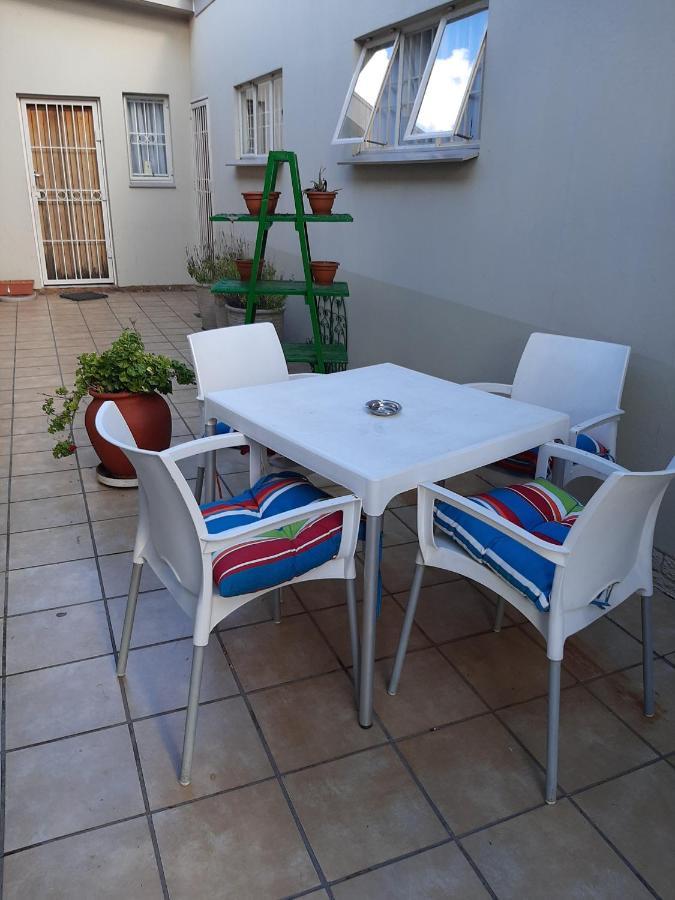 Apartament Sleep@161 Benade Drive Bloemfontein Zewnętrze zdjęcie