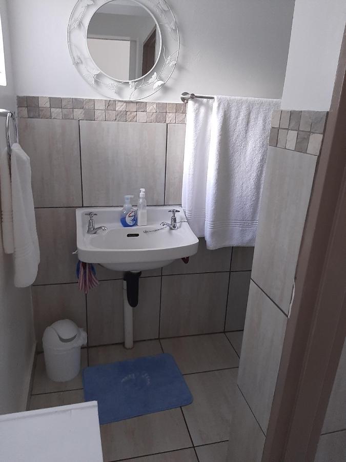Apartament Sleep@161 Benade Drive Bloemfontein Zewnętrze zdjęcie